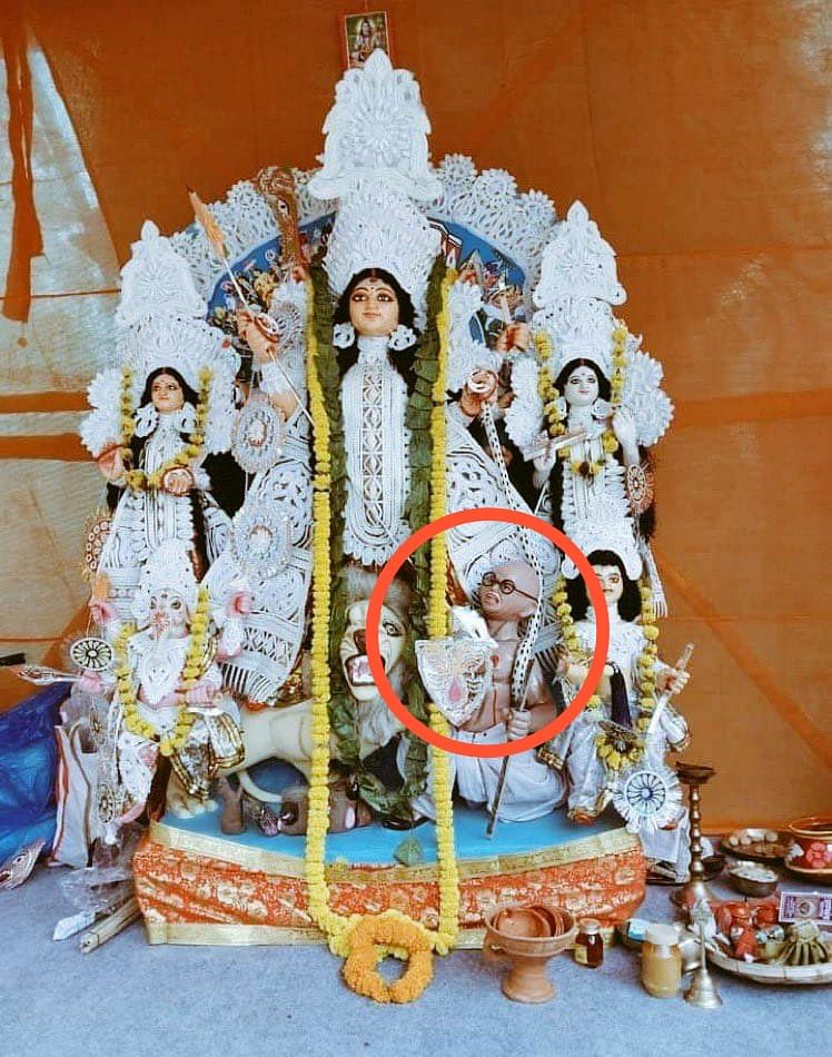 மகிஷாசுரனின் இடத்தில் மகாத்மா காந்தியின் சிலை?