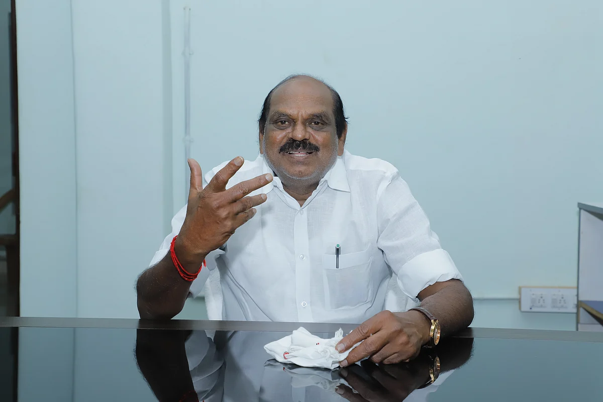 ``அதிமுக உள் விவகாரங்களில் தலையிட பாஜக-வுக்கு எல்லா உரிமையும் உண்டு!” - வைத்திலிங்கம் ஓப்பன் டாக்
