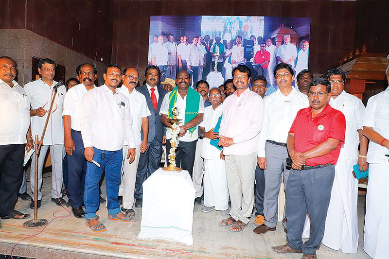 பனைத் திருவிழாவில்