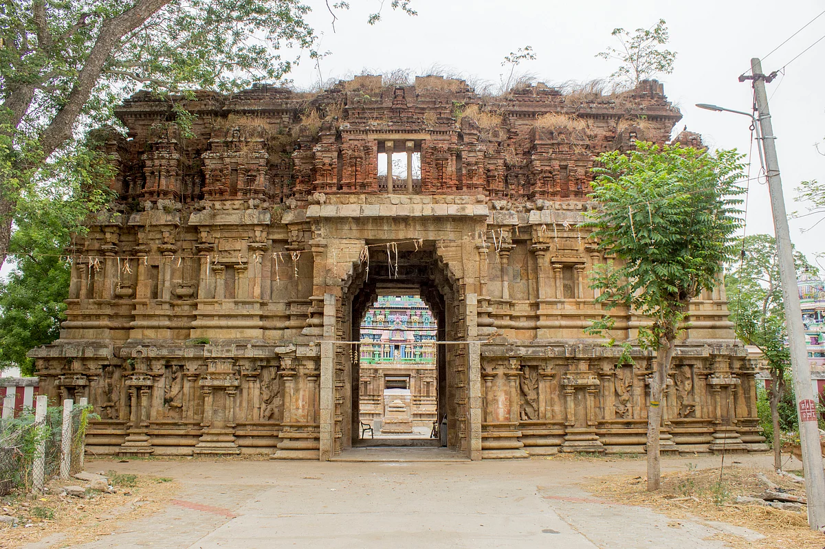 பழையாறை சோமநாதீஸ்வரர் திருக்கோயில்