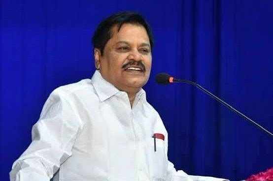 திமுக: கட்சியிலிருந்து நீக்கப்பட்ட கே.எஸ்.ராதாகிருஷ்ணன்; அதிரடி நடவடிக்கைக்கு காரணம் என்ன?!