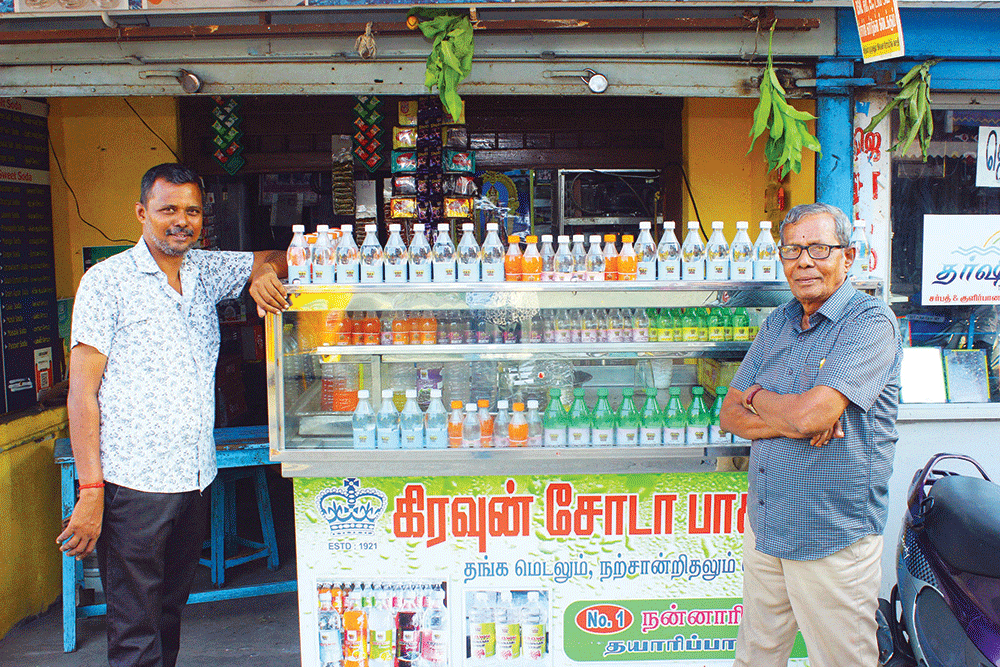 பாலக்குமரன், தட்சணாமூர்த்தி