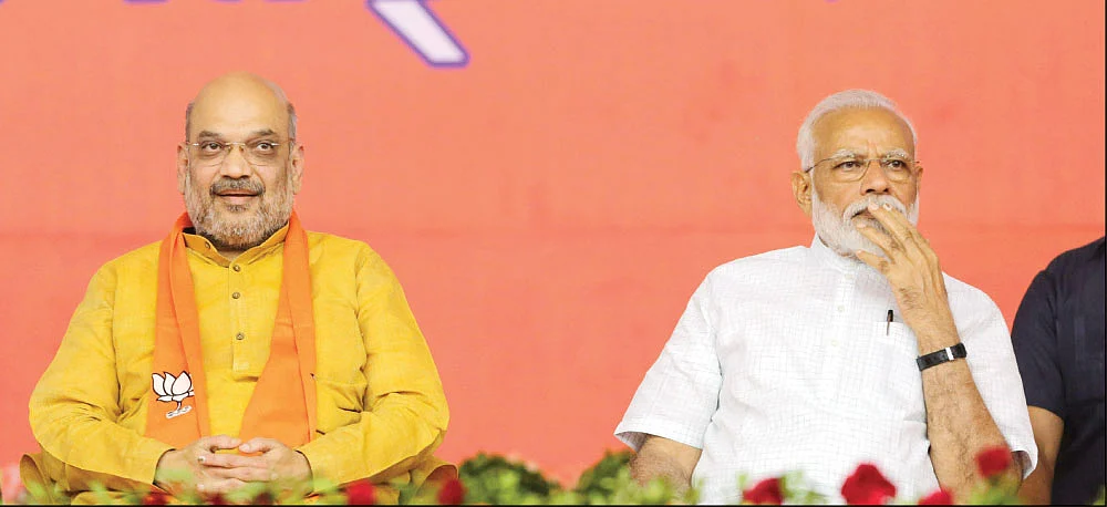 குஜராத்தை குறிவைக்கும் கெஜ்ரிவால்... பா.ஜ.க கோட்டையைத் தகர்ப்பாரா?