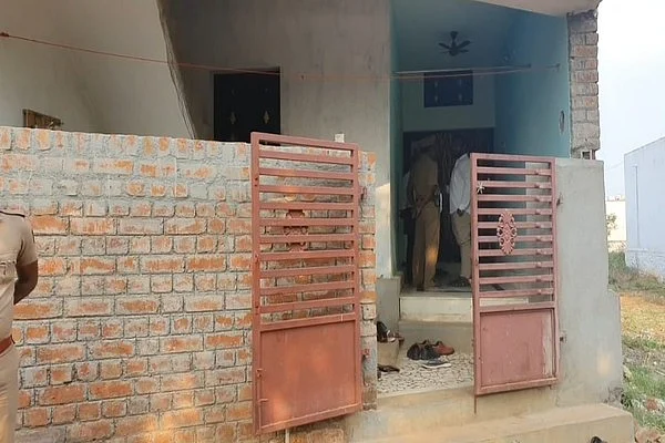 போலீஸ் சோதனை
