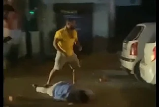 கல்லால் அடித்துக் கொலை