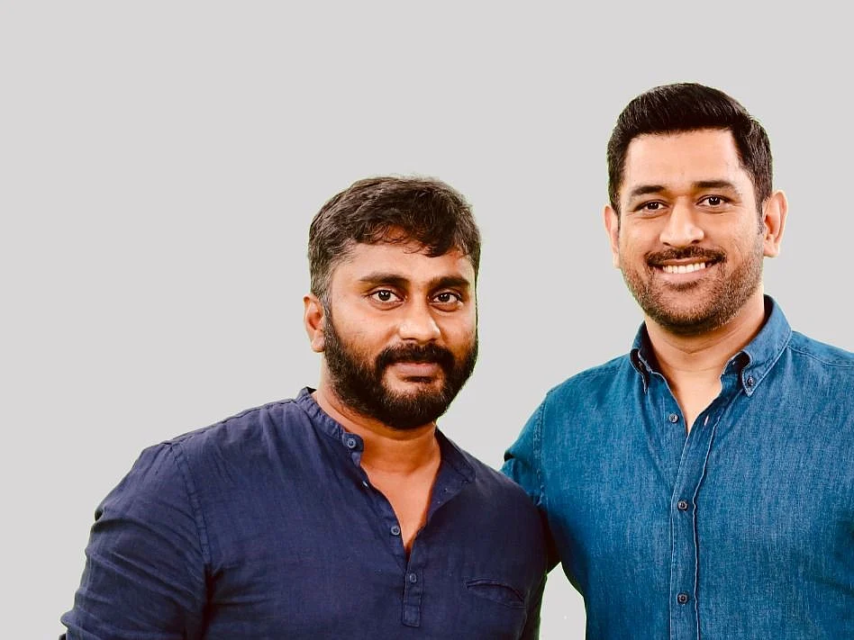 "சாக்ஷி சொன்ன ஒன்லைன், தோனி கொடுத்த இன்புட்ஸ்!"- சீக்ரெட்ஸ் சொல்லும் இயக்குநர் ரமேஷ் தமிழ்மணி