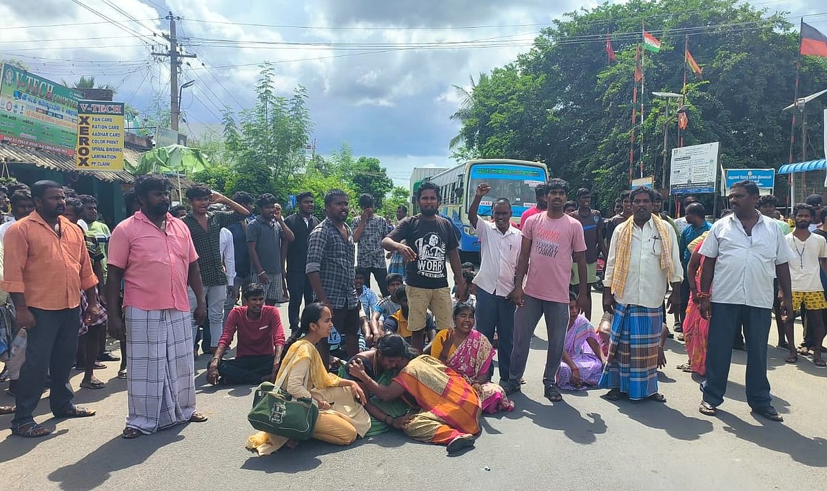 ஆரணி: பேச மறுத்த பள்ளி மாணவி; கண்டித்த பெற்றோர் - விபரீத முடிவெடுத்த இளைஞர்!