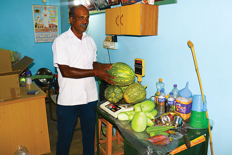 விற்பனைக்கு அனுப்பப்படும் காய்கறிகள்
