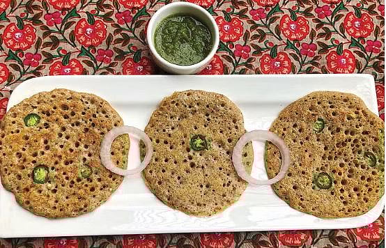 கறுப்பு உளுந்து அடை