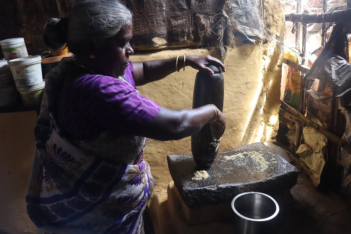 அம்மியில் அரைக்கும் மசாலா