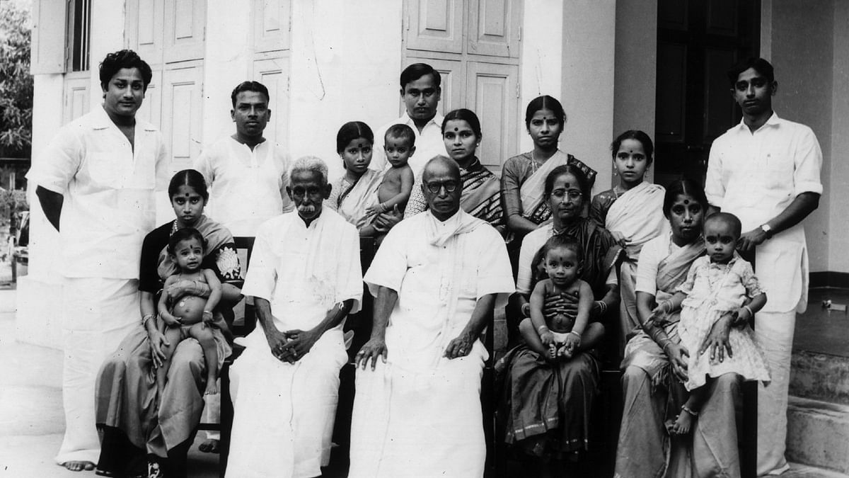 Sivajiganesan and family0