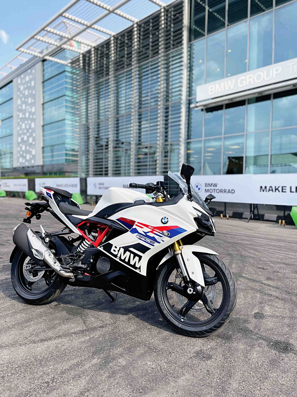 BMW G310RR