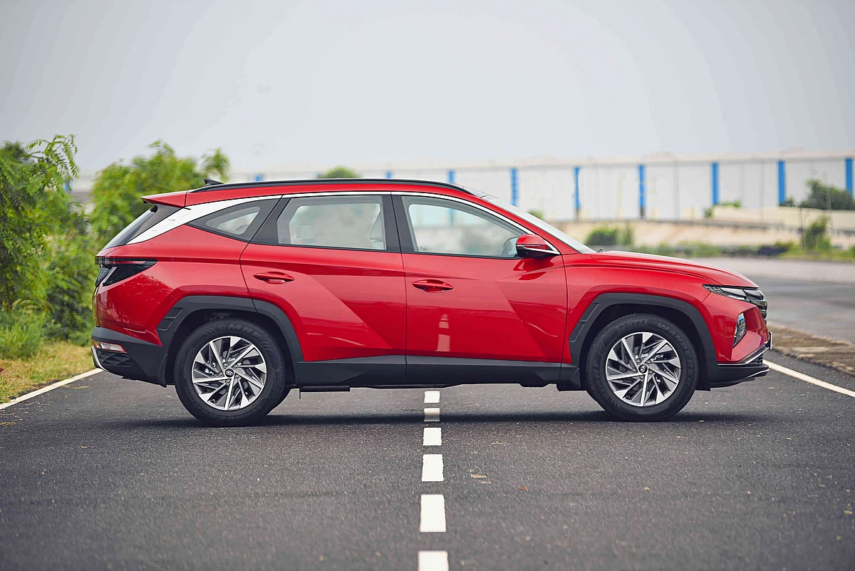 Hyundai Tucson - Adventure with Style & Luxury