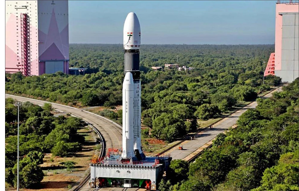 சத்தமின்றி சாதித்த இஸ்ரோ... இந்திய ராக்கெட் LVM3 அப்படி என்ன ஸ்பெஷல்?