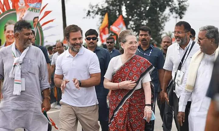 கர்நாடக மாநிலத்தில் ராகுல் மற்றும் சோனியா காந்தி