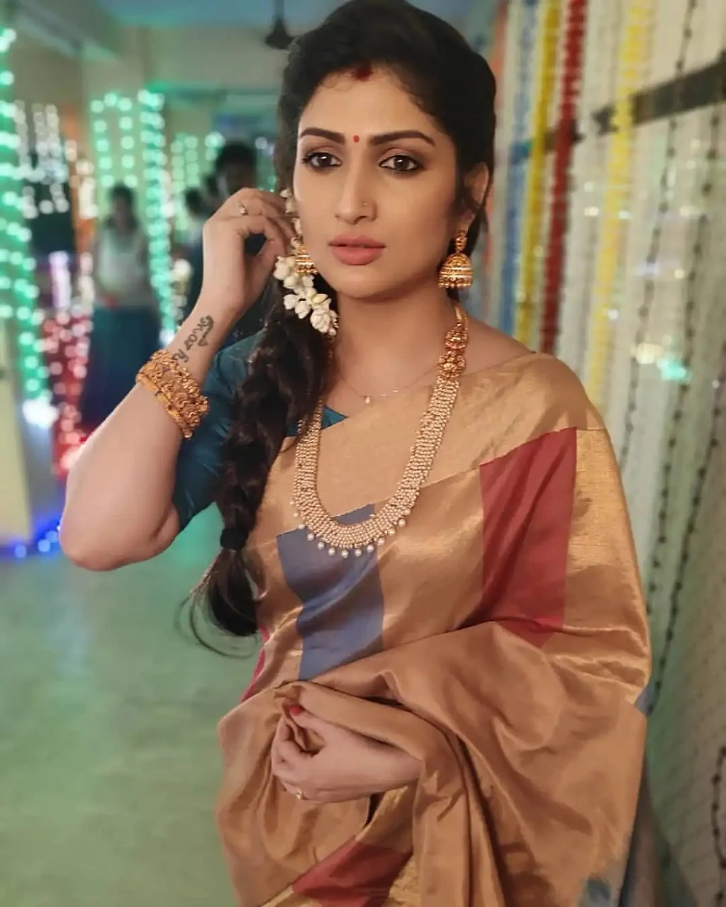 திவ்யா ஸ்ரீதர்