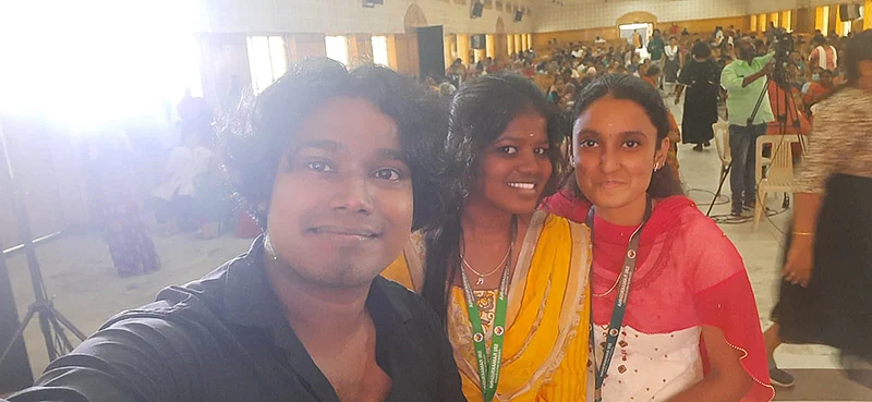 “பையன்தான் அனுப்பிவெச்சான், பம்பர் பரிசு கிடைச்சிருச்சு!”