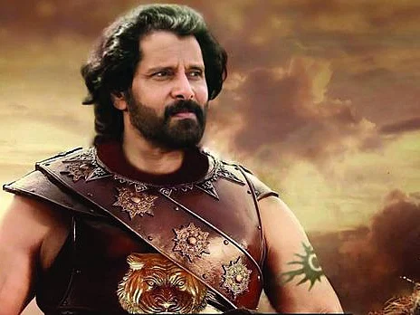 சோழா டீ விளம்பரம் முதல் இன்று சோழனாக நடித்தது வரை - விக்ரமின் 32 வருடத் திரைப் பயணம்!
