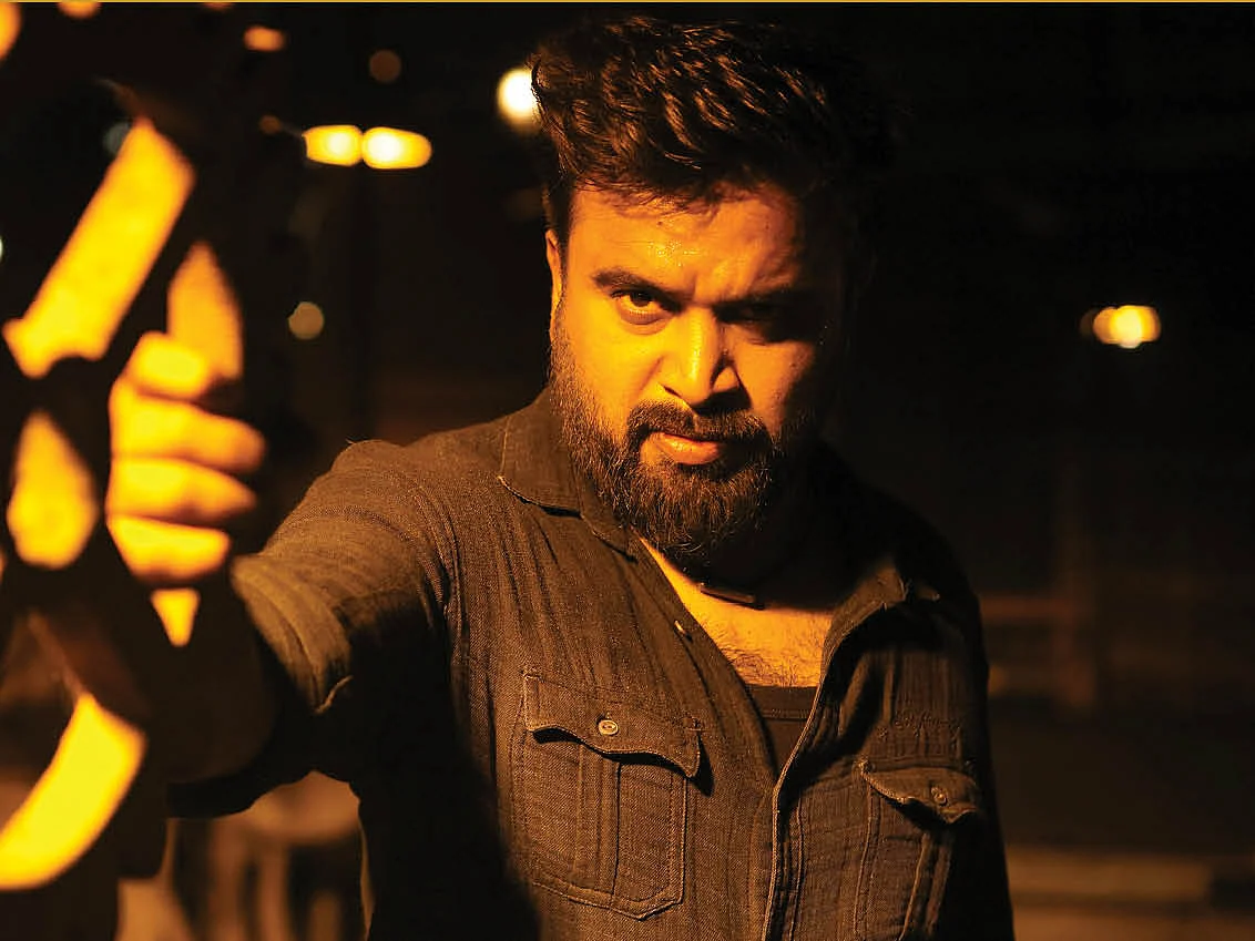 “சசிகுமாரும் சரத்குமாரும் விட்டுக் கொடுத்து நடிச்சிருக்காங்க!”