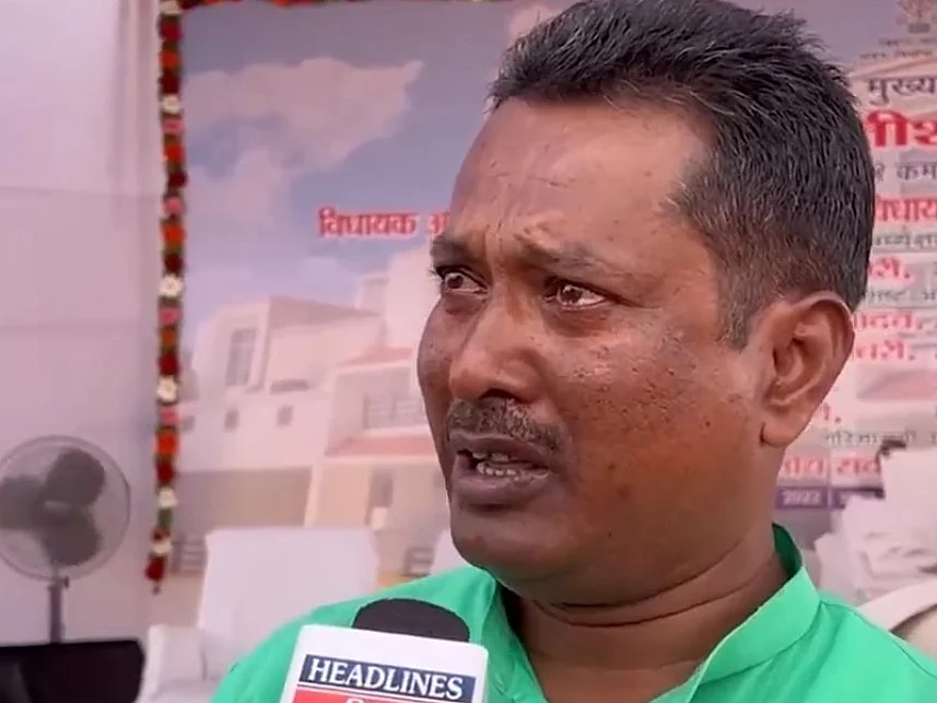 "கனவில்கூட நினைத்துப் பார்க்கவில்லை!" - ஏழை எம்.ஏல்.ஏ-வுக்கு வீடு கட்டிக்கொடுத்து நெகிழவைத்த அரசு