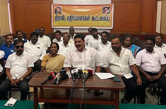ஏர்போர்ட் மூர்த்தி