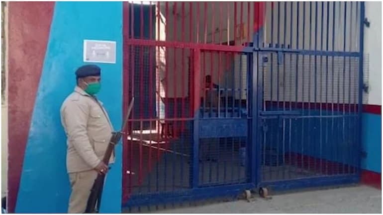 ஜாதகத்தில் சிறை செல்லும் யோகம் இருக்கிறதா? ஜார்க்கண்ட் சிறையில் ஒரு நாள் தங்கி தோஷத்தைப் போக்கலாம்!