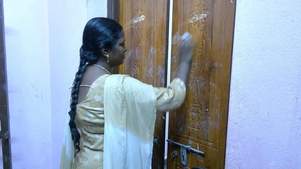 புதுக்கோட்டை: காய்கறி வியாபாரி வீட்டில் 80 பவுன் நகை, 2 லட்சம் பணம் கொள்ளை - மர்ம நபர்கள் கைவரிசை!