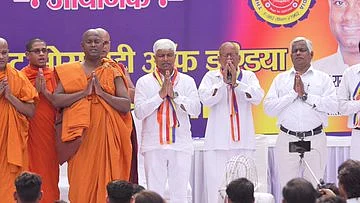 ஆம் ஆத்மி அமைச்சர் ராஜேந்திர பால் கௌதம்