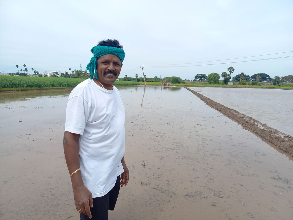 பரம்படித்த வயலில் சிவக்குமார்