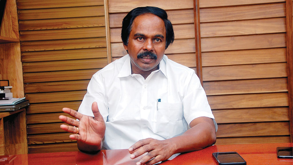 மனோ தங்கராஜ்