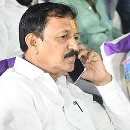பா.ஜ.க எம்.எல்.ஏ விஜய் தேஷ்முக்