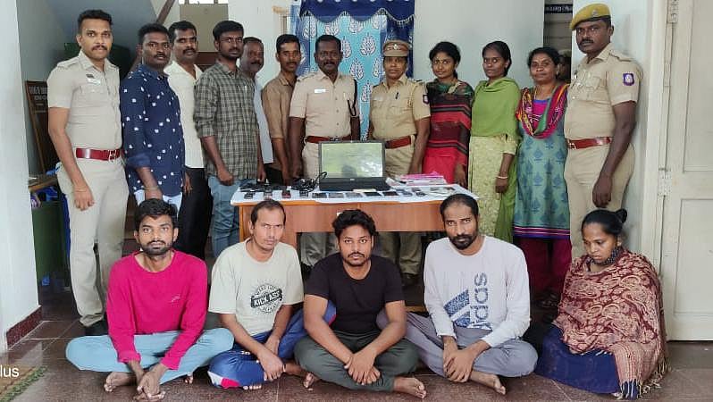 பர்சனல் லோன் தருவதாகக் கூறி இளைஞரிடம் ரூ.2 லட்சம் சுருட்டல்; டெல்லி கும்பல் சிக்கியது எப்படி?