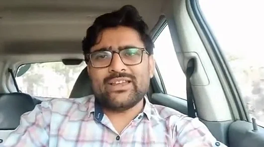 ஆம் ஆத்மி கட்சியின் தலைவர் கோபால் இத்தாலியா