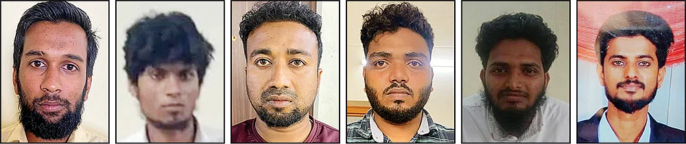 முகமது தல்கா, முகமது அசாருதின், முகமது ரியாஸ், ஃபிரோஸ் இஸ்மாயில், முகமது நவாஸ் , அப்சர்கான்