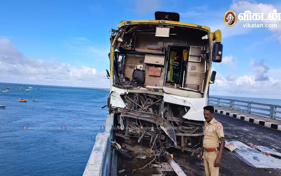 பாம்பன் பாலத்தில் பேருந்துகள் நேருக்கு நேர் மோதி விபத்து; 8 பேர் காயம்! - போலீஸ் விசாரணை