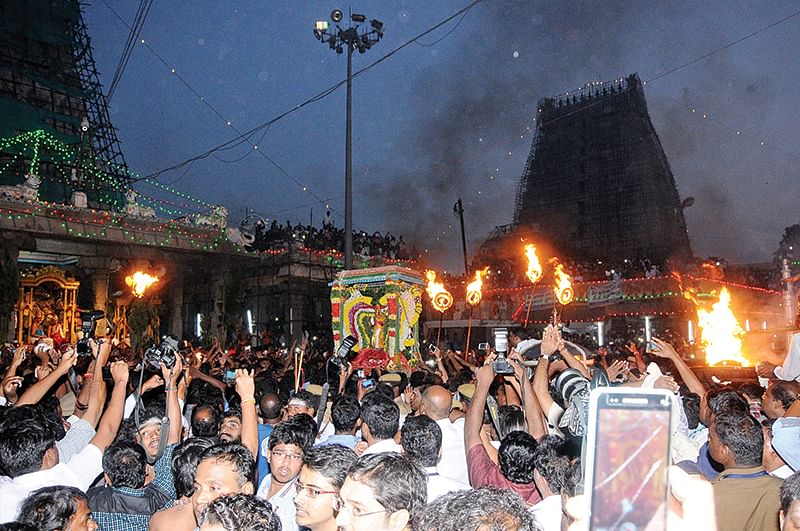 எழில் திகழும் ஏரகரம் 
முருகன் கோயில்!