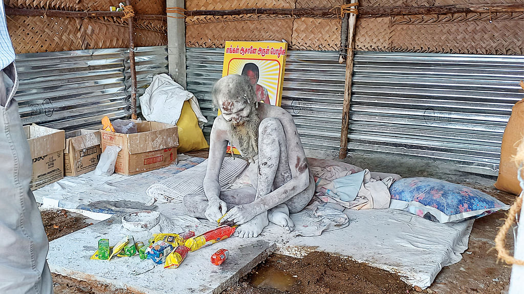 ‘சித்தர்’ என்று சொல்லி ‘சித்து’ வேலை!