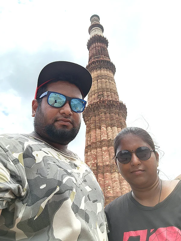 ஹிமாலயன் பைக்கில் 18,200 கிமீ இமயமலைக்கு ஹனிமூன் ரைடு!