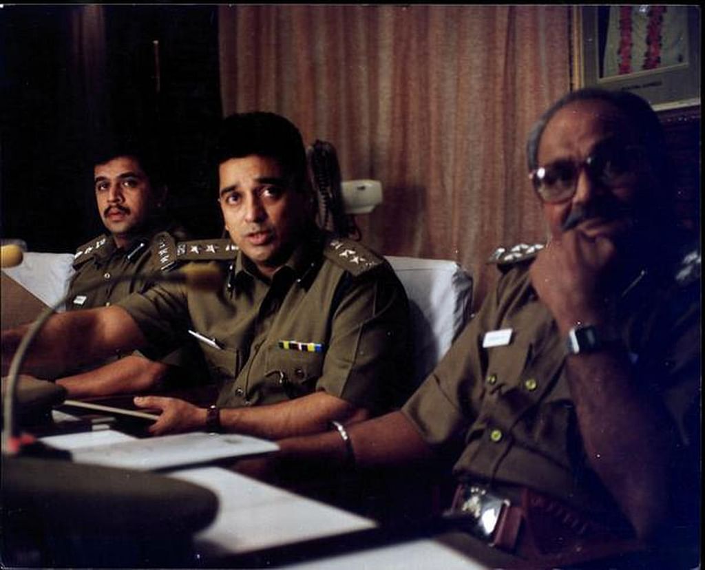 குருதிப்புனல்