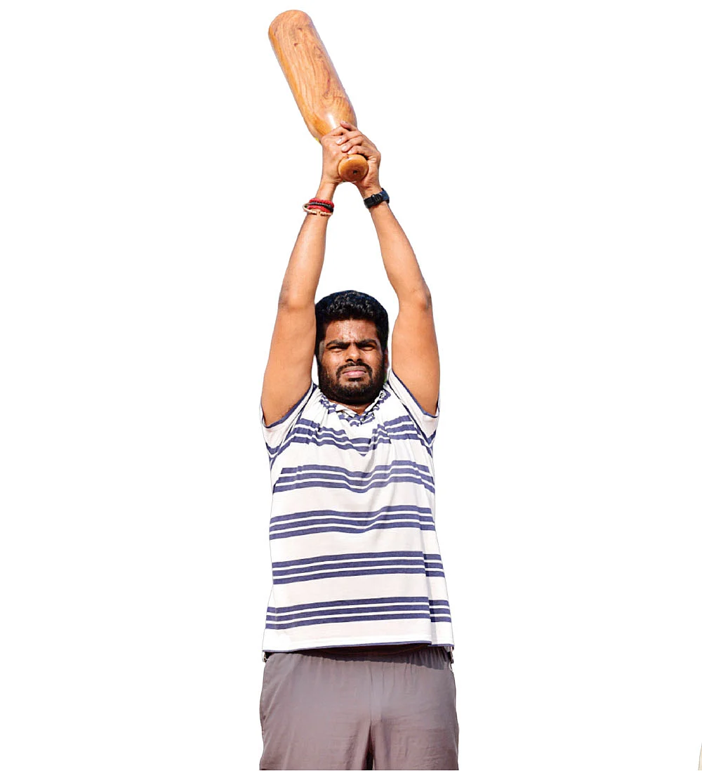 பிளவுபடும் பா.ஜ.க! - கதறலில் கமலாலயம்