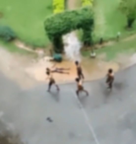 ராகிங் காட்சி