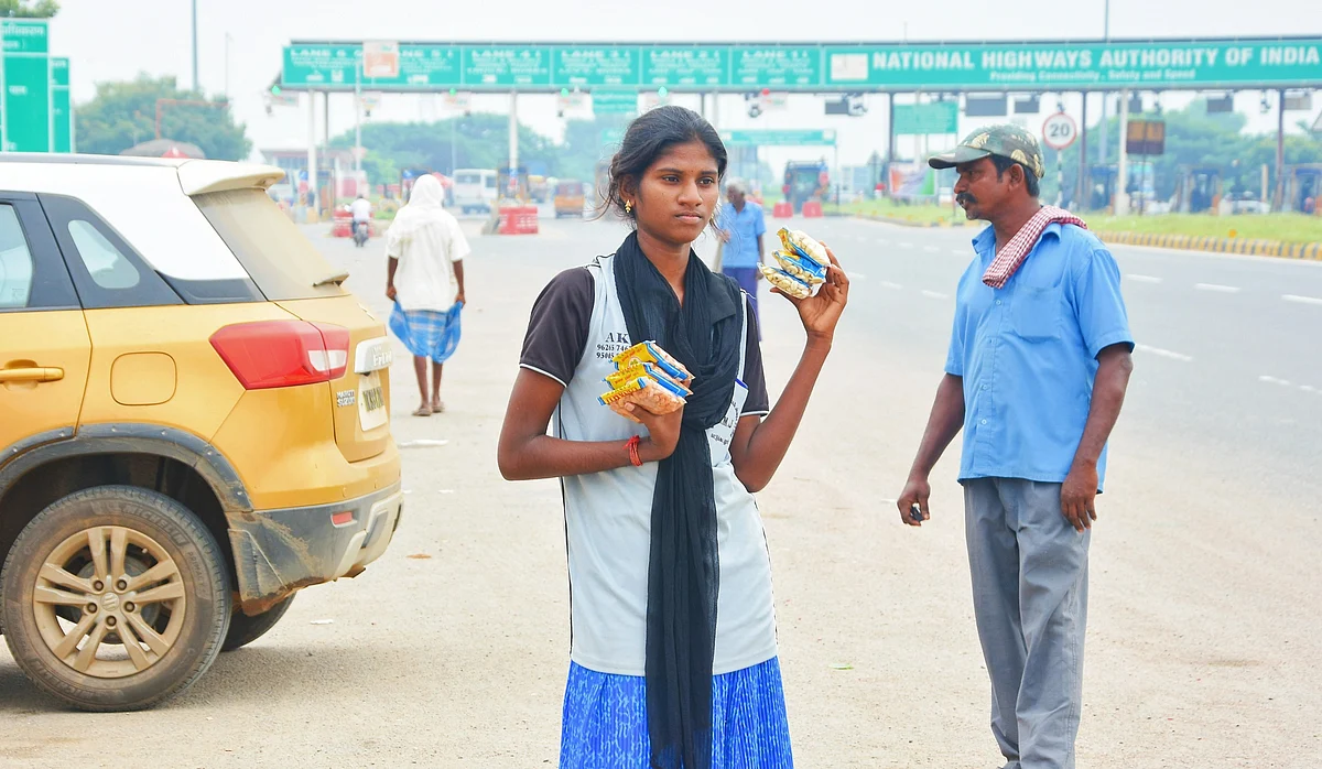 மாணவி வசந்தி