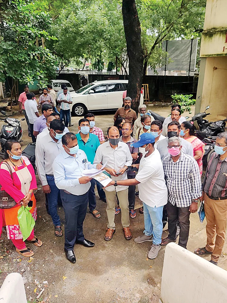 கோடி கோடியாய் மோசடி... தலைமறைவான நடிகர்... நிஜ ‘சதுரங்க வேட்டை’யின் பகீர் பின்னணி!