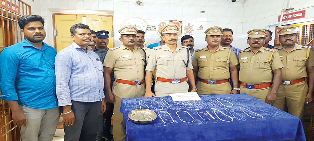 பகலில் சாமி... இரவில் டிப்டாப் ஆசாமி! - பிரபல கொள்ளையன் ‘துப்பாக்கி’ சேகர் சிக்கியது எப்படி?
