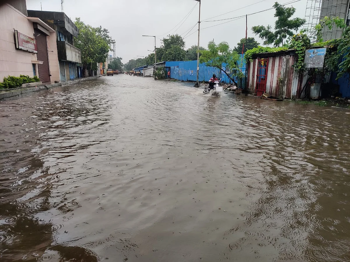 கனமழை