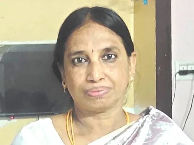 ``நளினி கருத்தால் சட்டம் ஒழுங்கு பிரச்னை ஏற்படும்!" - ஊடக சந்திப்புக்கு தடை கோரி காங்கிரஸ் புகார்