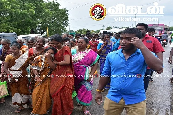 சாலைமறியல்