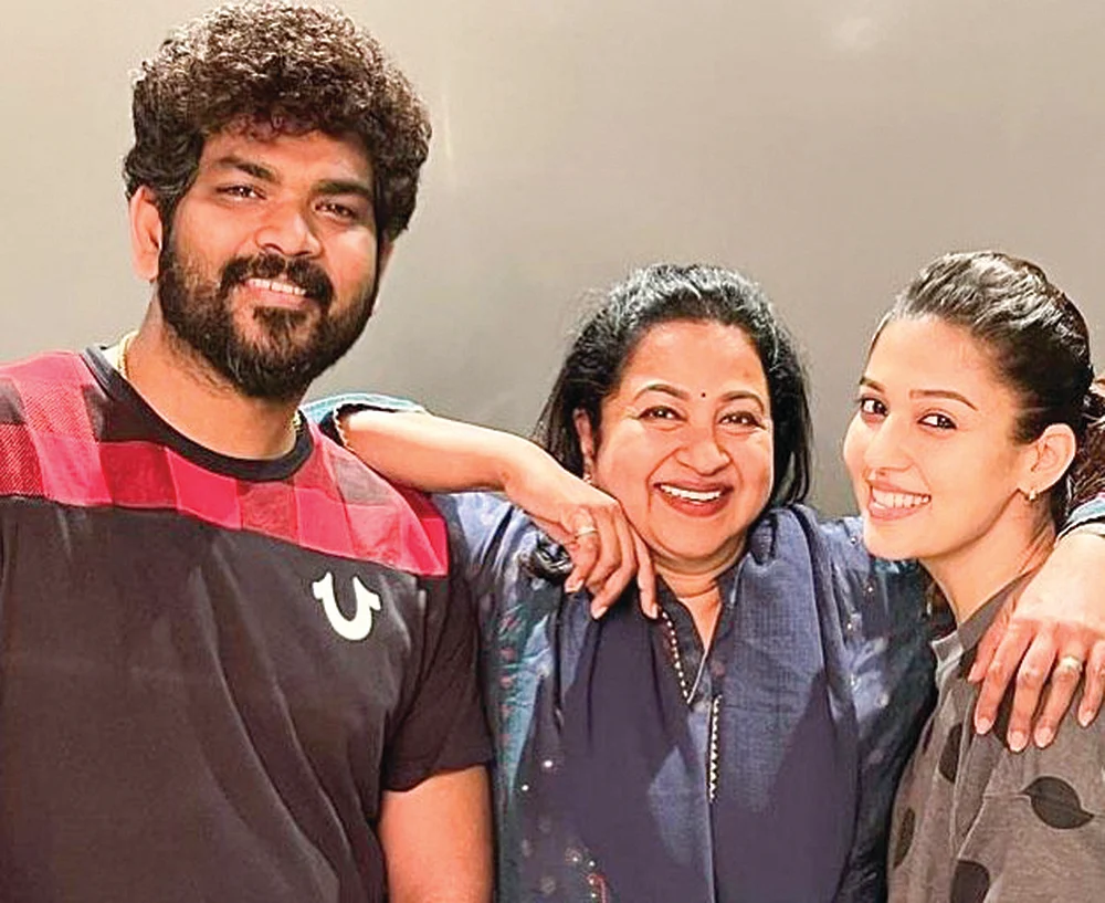 Radikaasarathkumar: நாங்களும் ரௌடிகதான்..!