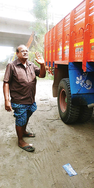 செகண்ட் ஹேண்ட் மார்க்கெட்டில் லாரி/ட்ரக் வாங்கும்போது...?
