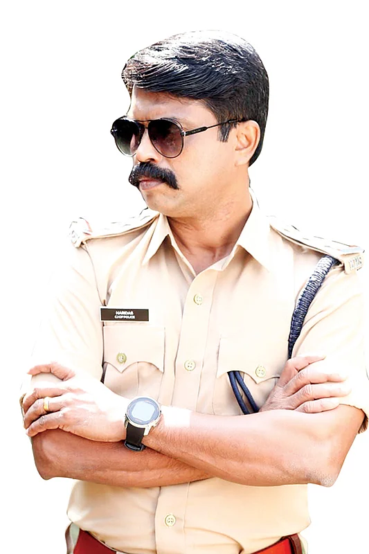 “போலீஸ்காரர்களுக்கு ஒவ்வொரு நாளும் புதுப்புது அனுபவங்கள் கிடைக்கும்!”